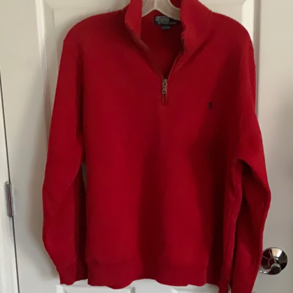 Men’s Polo overhead top.